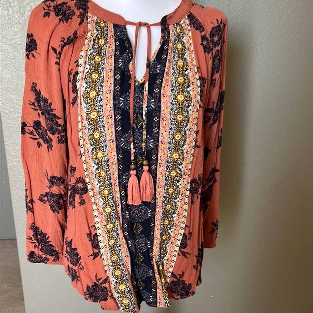 Mason & Belle Floral Bohemian Women's Top - Orange and Navy size Large
